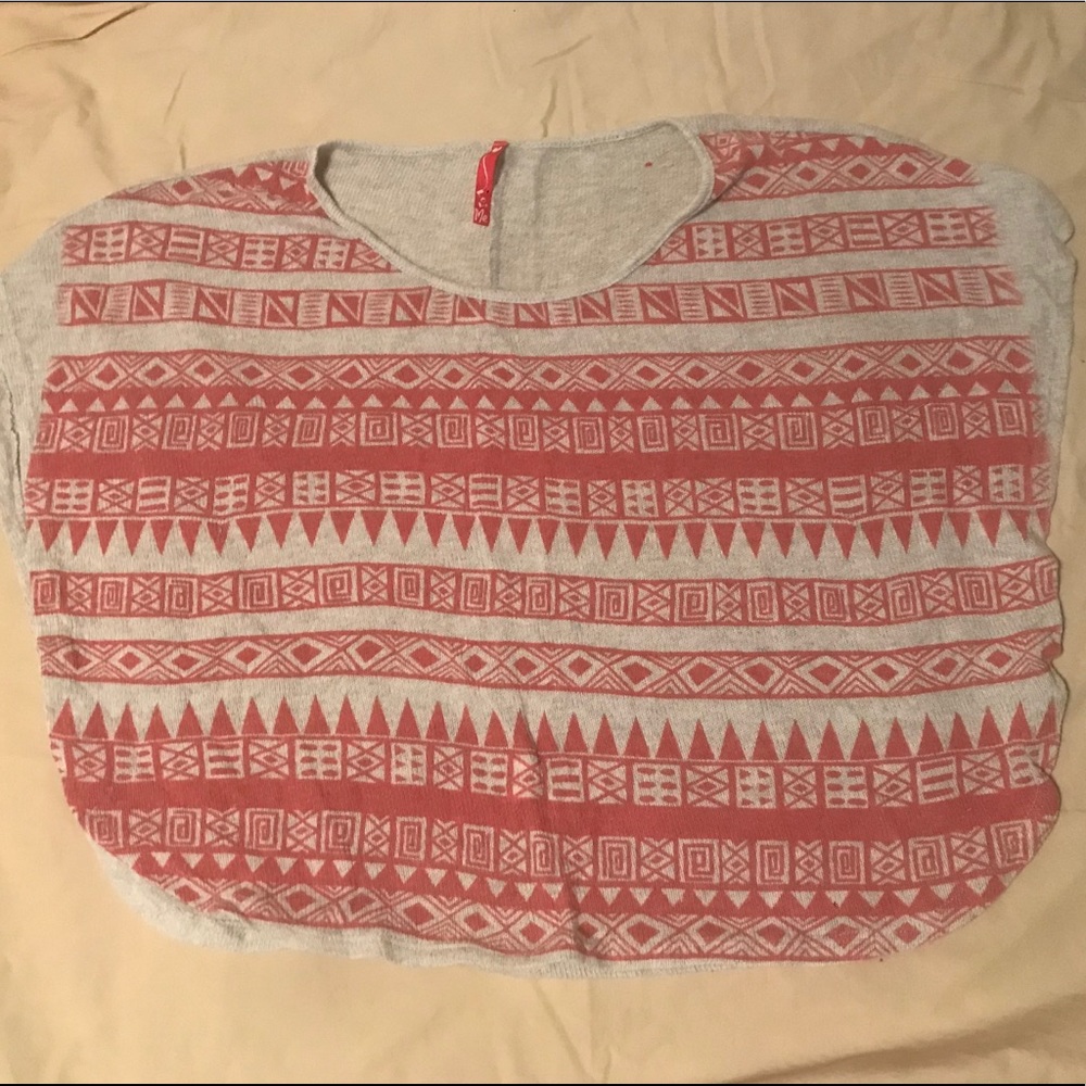 Women’s Tribal Top